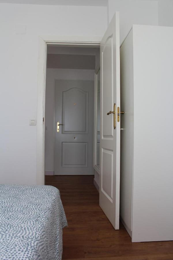 Beautiful Brand New 2 Bedroom Flat With Terrace Málaga Exterior foto