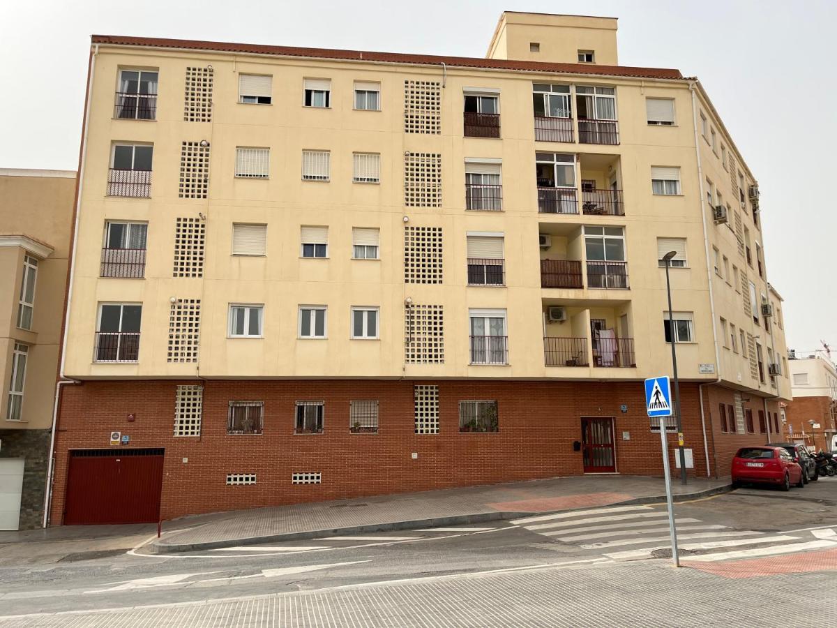 Beautiful Brand New 2 Bedroom Flat With Terrace Málaga Exterior foto